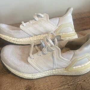 Adidas ultra boost men’s size 10 still in great shape